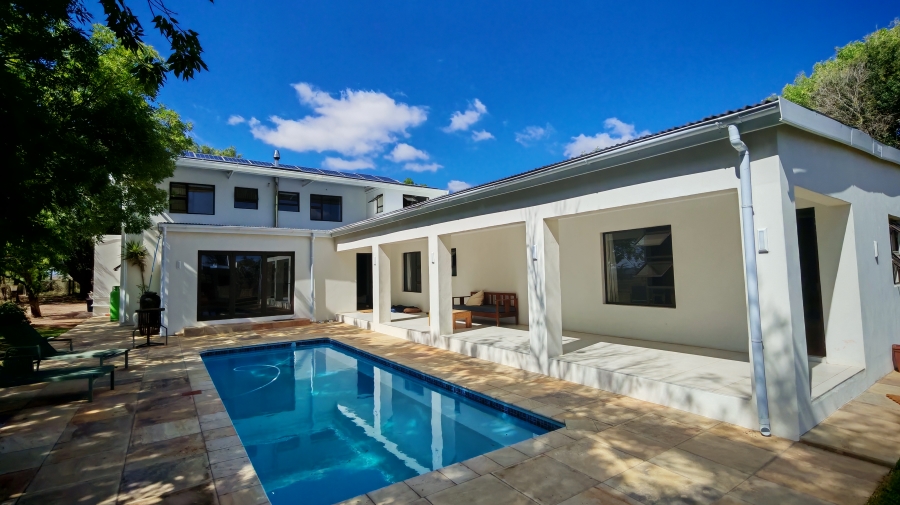 6 Bedroom Property for Sale in Middelburg Eastern Cape